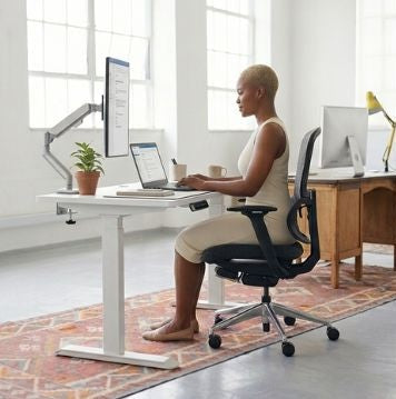 Standing Desk vs Normal Desk: Which Is Right for Your South African Home Office?